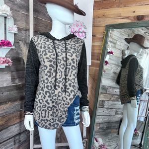 Viamor Fuzzy Leopard Spliced Tunic Length Hoodie Large 💗